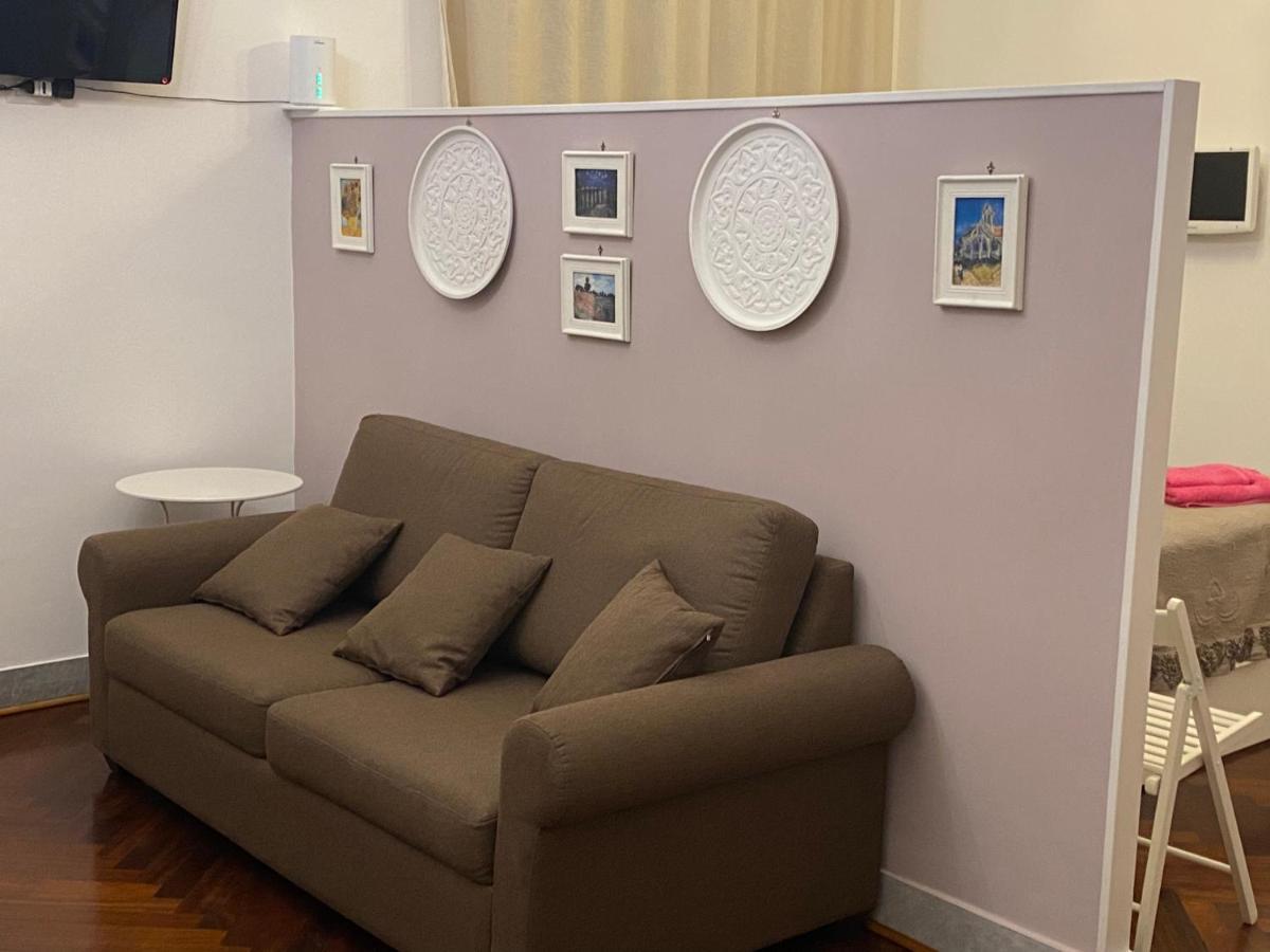 Metro Garibaldi - Loft Con Wifi E 4 Posti Letto Presso La Stazione Di Appartamento Napoli